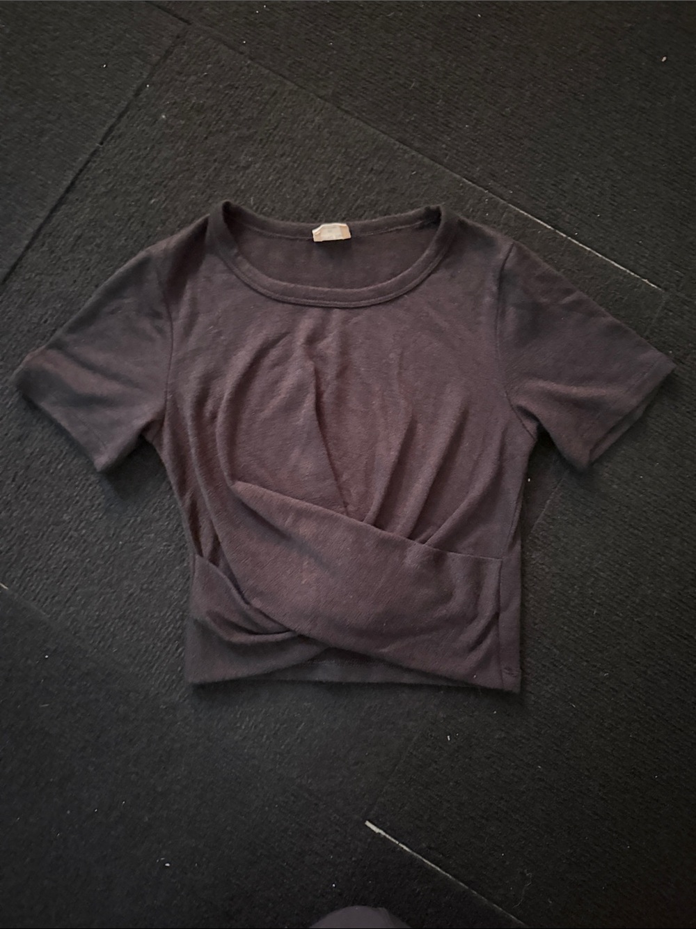 Wilfred Black Twist-Front Crop Top